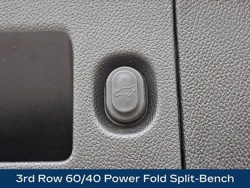 Used 2019 Chevrolet Tahoe LT image 32