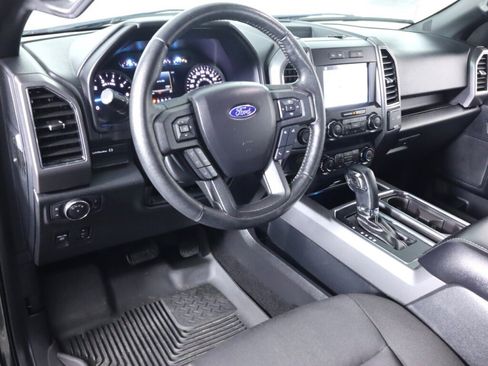 Used 2019 Ford F150 XLT w/ Equipment Group 302A Luxury AWD/4WD image 9