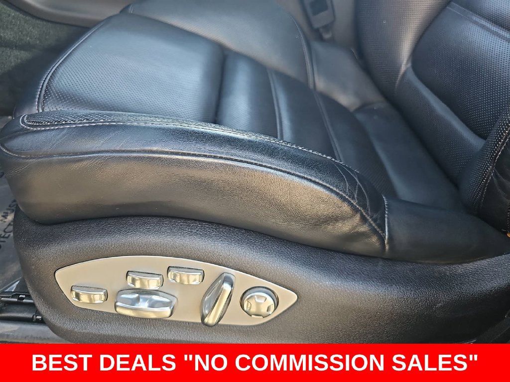 Used 2024 Porsche Macan GTS AWD/4WD image 28