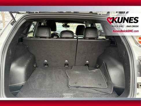 Used 2025 Jeep Compass Limited image 4