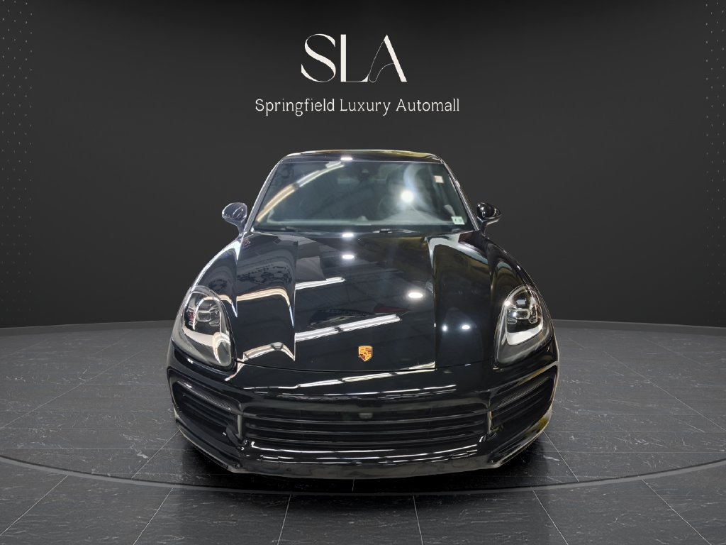 Used 2023 Porsche Cayenne Coupe AWD/4WD image 3