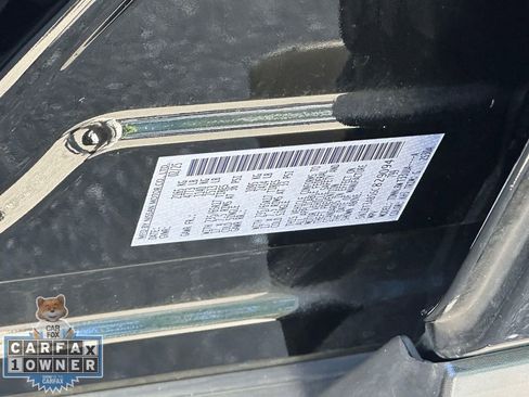 Used 2025 Nissan Rogue S AWD/4WD image 20