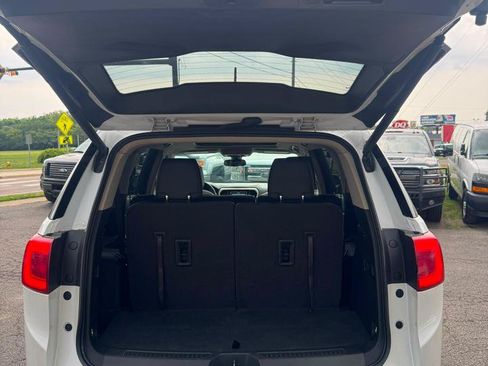 Used 2017 GMC Acadia Denali w/ Technology Package AWD/4WD image 15