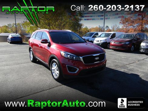 Used 2017 Kia Sorento AWD image 1