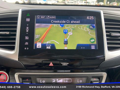 Used 2016 Honda Pilot Touring image 21