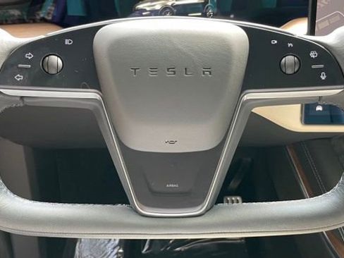 Used 2022 Tesla Model X AWD/4WD image 25