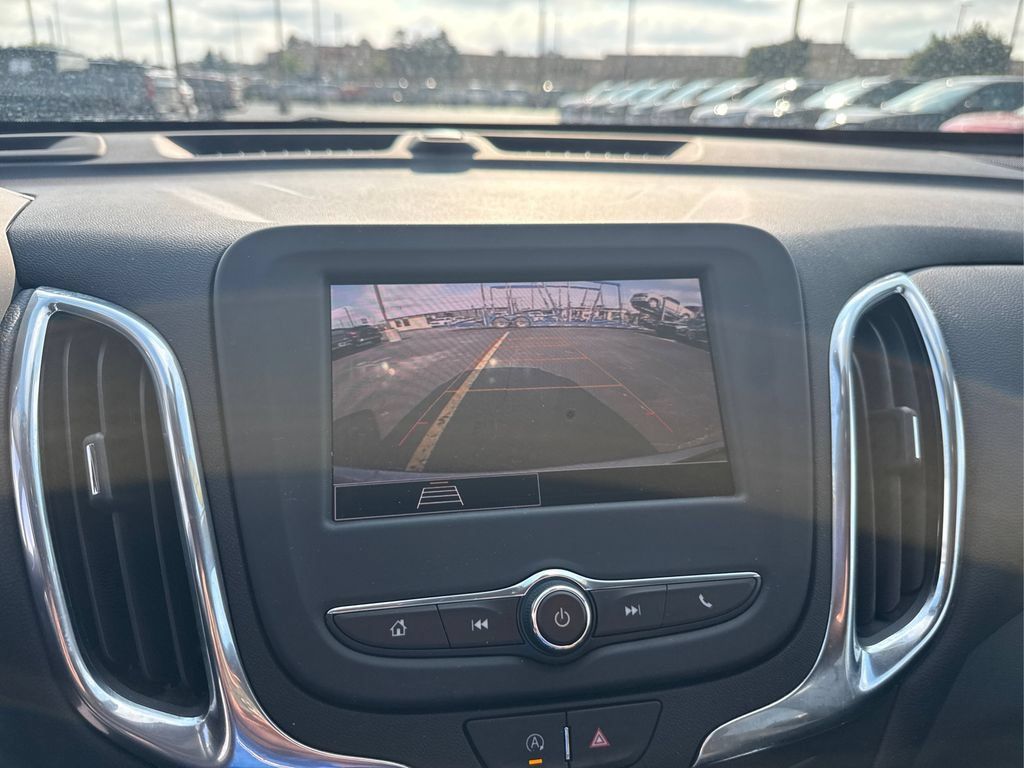 Used 2023 Chevrolet Equinox LT AWD/4WD image 39