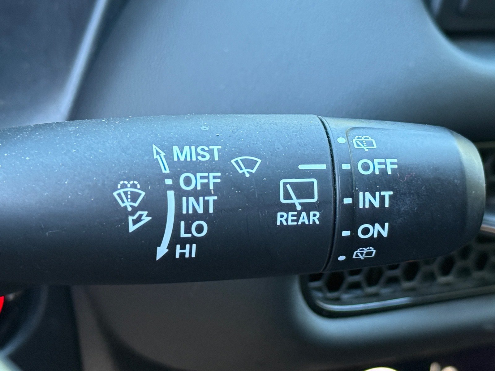Used 2024 Honda HR-V LX image 26