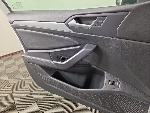 Used 2025 Volkswagen Jetta S FWD image 28
