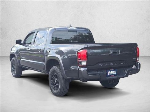 Used 2022 Toyota Tacoma SR5 RWD image 7