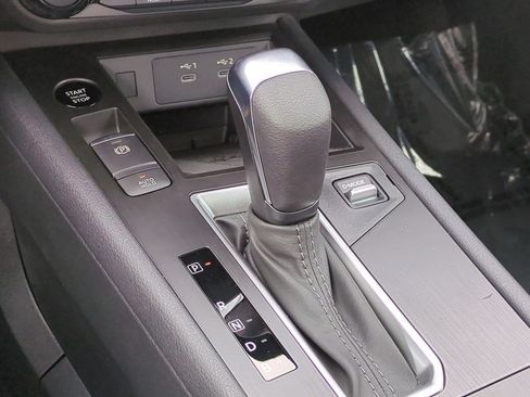 New 2026 Nissan Kicks SV w/ SV Premium Package FWD image 25