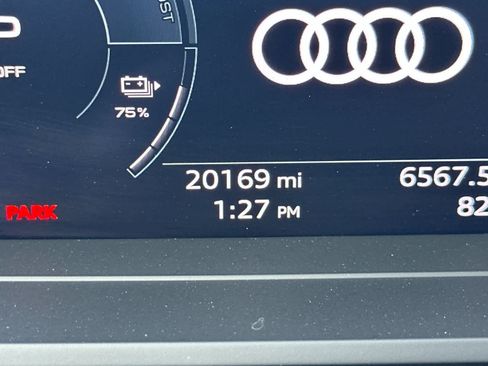 Used 2024 Audi Q4 e-tron Premium AWD/4WD image 25