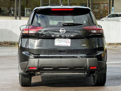 New 2026 Nissan Rogue SV image 7