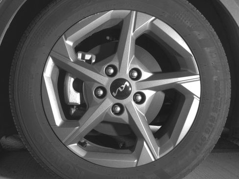 Used 2025 Kia K4 FWD image 15