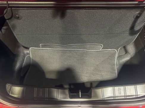 Used 2024 Chevrolet Camaro LT w/ Technology Package image 24