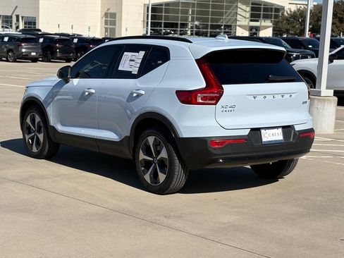 New 2026 Volvo XC40 B5 Plus w/ Protection Package Premier AWD/4WD image 5