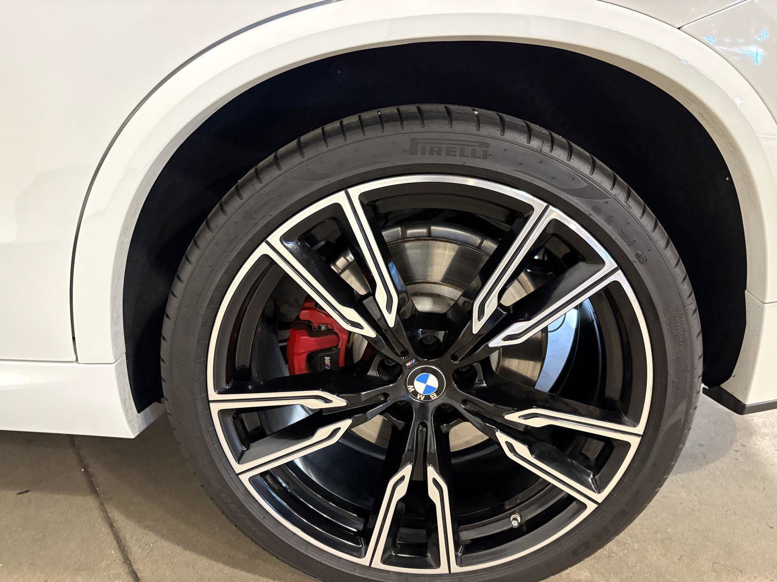 Used 2024 BMW X5 M60i AWD/4WD image 72