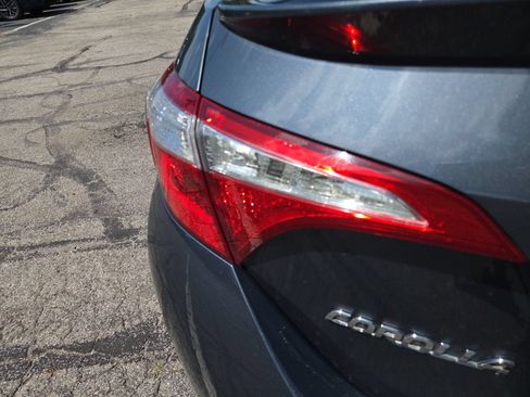 Used 2016 Toyota Corolla S FWD image 10