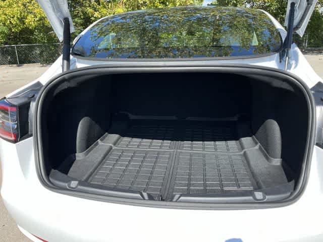 Used 2023 Tesla Model 3 Standard Range RWD image 31