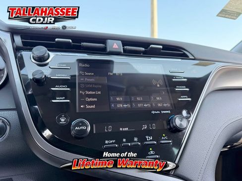 Used 2020 Toyota Camry XSE FWD image 28