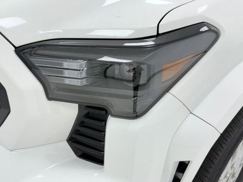 New 2026 Toyota Tacoma SR5 AWD/4WD image 6