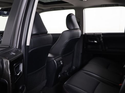 Used 2021 Toyota 4Runner Venture w/ Moonroof Package AWD/4WD image 28