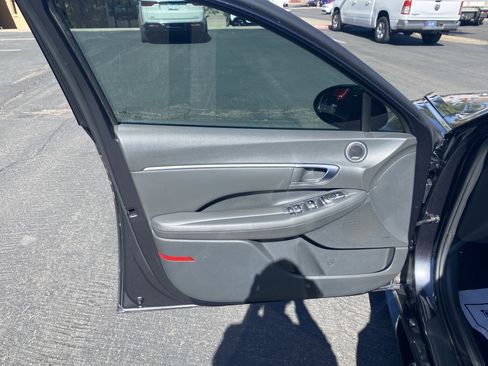 Used 2021 Hyundai Sonata SEL Plus w/ Tech Package FWD image 6