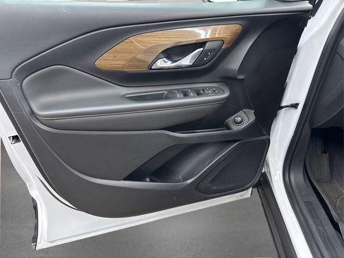 Used 2021 GMC Terrain SLE w/ Driver Convenience Package image 24