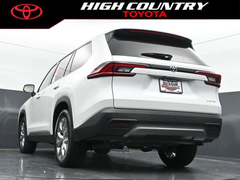 New 2026 Toyota Grand Highlander FWD image 39