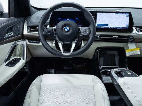 New 2026 BMW X1 xDrive28i w/ Technology Package image 4