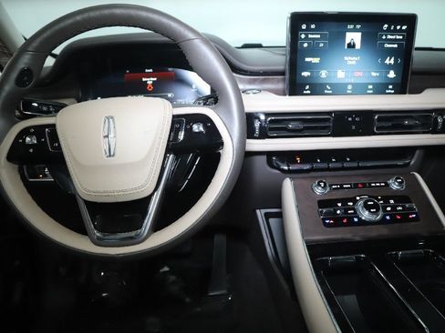 Used 2024 Lincoln Aviator Reserve w/ Elements Package Plus AWD/4WD image 27