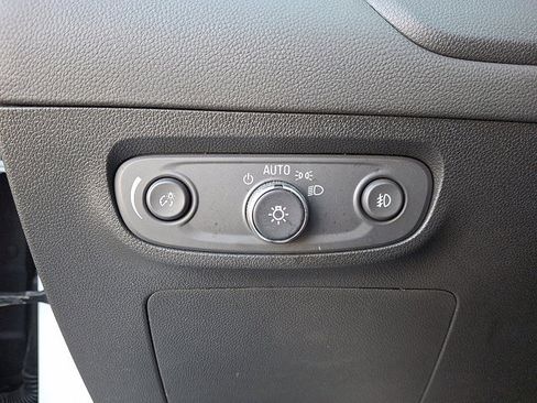 Certified 2022 Buick Encore GX Preferred w/ Cold Weather Comfort Package image 23