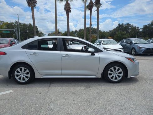 Certified 2024 Toyota Corolla LE FWD image 4