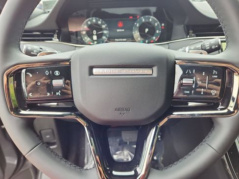 Certified 2026 Land Rover Range Rover Evoque S AWD/4WD image 18