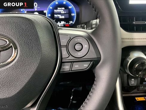 Certified 2025 Toyota RAV4 Limited image 24