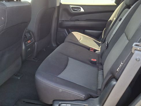 Used 2020 Nissan Pathfinder SV FWD image 20
