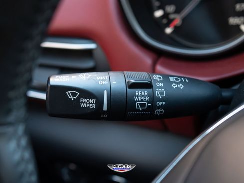 Used 2019 Maserati Levante GranLusso AWD/4WD image 26