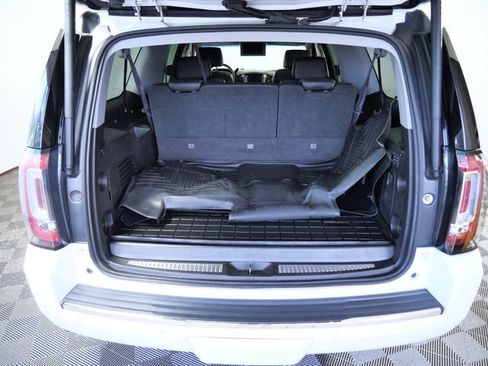 Used 2017 GMC Yukon XL Denali w/ Open Road Package AWD/4WD image 10