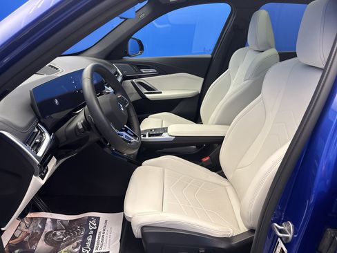 Used 2026 BMW X1 xDrive28i w/ M Sport Package AWD/4WD image 12
