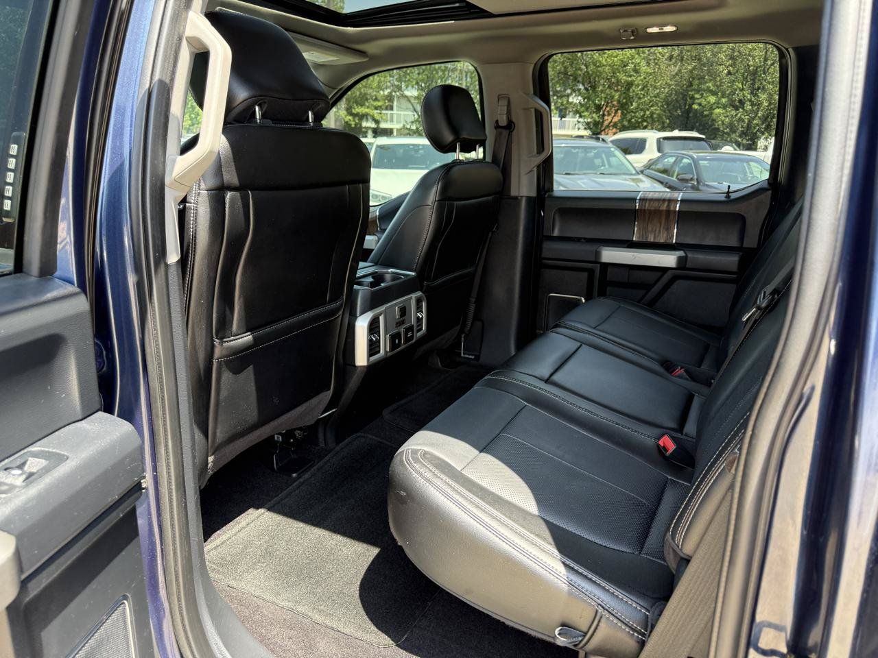 Used 2020 Ford F150 Lariat w/ Equipment Group 502A Luxury AWD/4WD image 25
