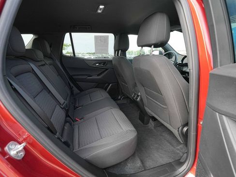 Used 2026 Chevrolet Equinox LT AWD/4WD image 24