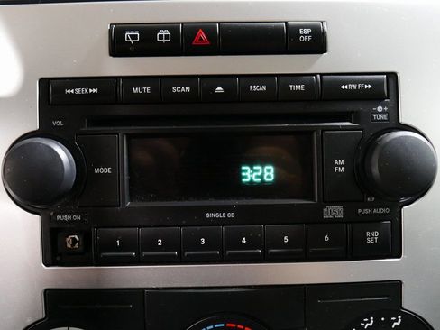 Used 2007 Dodge Magnum SXT image 14