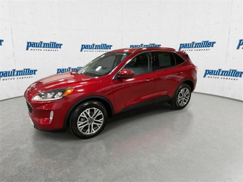 Used 2020 Ford Escape SEL image 5