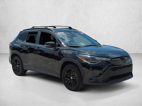 Used 2025 Toyota Corolla Cross AWD Hybrid image 3