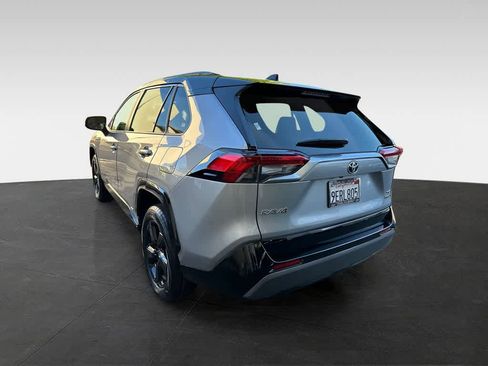 Used 2021 Toyota RAV4 XSE w/ XSE Grade Weather Package image 4