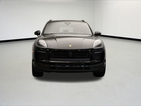 Used 2025 Porsche Macan Turbo image 10