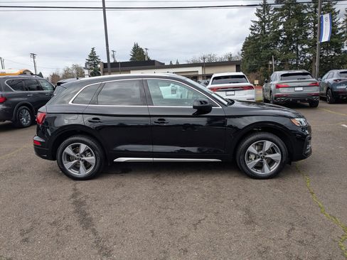 Used 2023 Audi Q5 2.0T Premium Plus w/ Premium Plus Package image 6