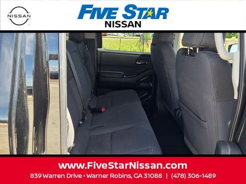 Used 2024 Nissan Frontier SV RWD image 15