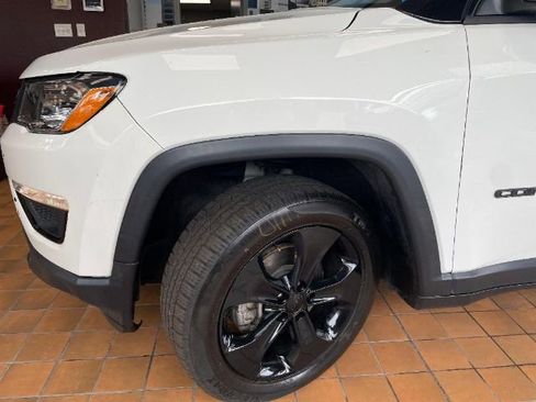 Used 2021 Jeep Compass Latitude image 6