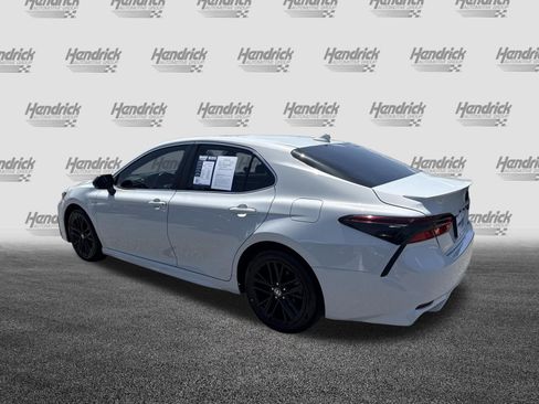 Used 2024 Toyota Camry SE w/ Convenience Package FWD image 8